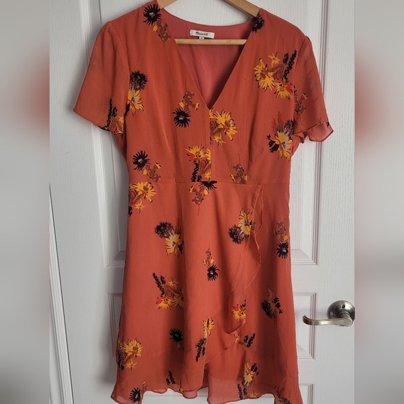 Madewell | Floral Orange Dress - Picture 2 of 6